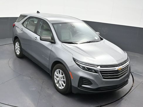 Used 2024 Chevrolet Equinox LS w/ Driver Confidence II Package FWD image 21