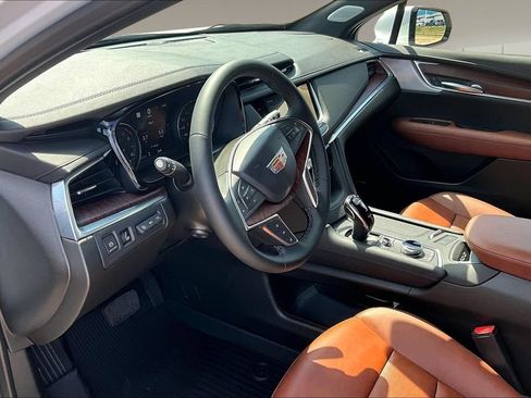 New 2026 Cadillac XT5 Premium Luxury w/ Driver Assist Package FWD image 6