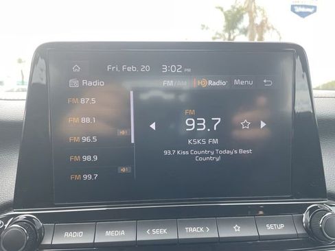 Used 2023 Kia Forte LXS image 13