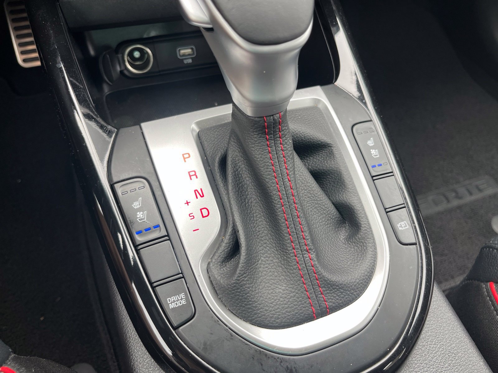 Used 2023 Kia Forte GT w/ GT2 Package FWD image 26