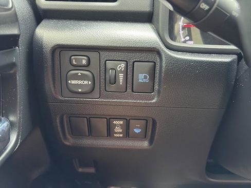 Used 2024 Toyota 4Runner TRD Off-Road Premium image 17