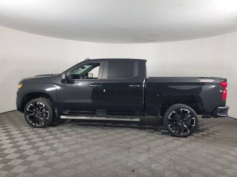 Used 2024 Chevrolet Silverado 1500 Custom Trail Boss w/ LPO, Dark Essentials Package AWD/4WD image 7