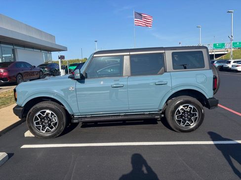 Used 2023 Ford Bronco Outer Banks AWD/4WD image 7