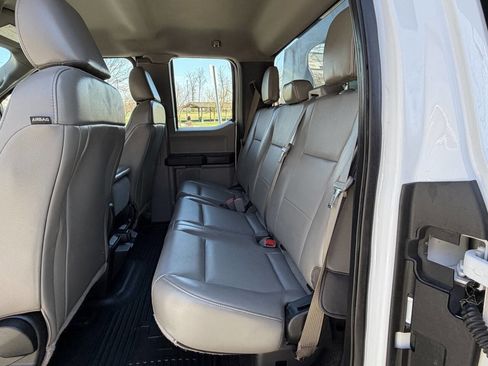 Used 2017 Ford F450 XL w/ XL Value Package image 13