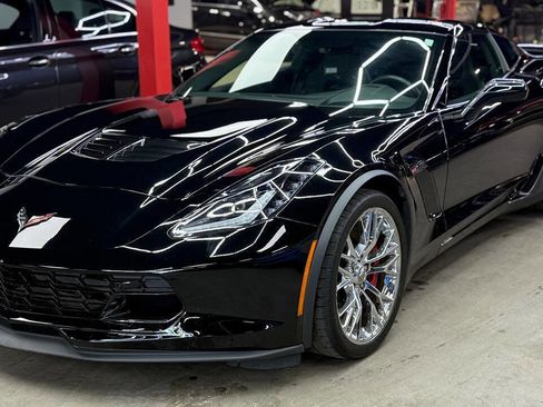Used 2016 Chevrolet Corvette Z06 w/ 2LZ Preferred Equipment Group RWD image 1