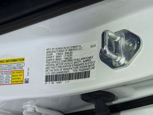 Used 2024 Honda Civic Sport image 31