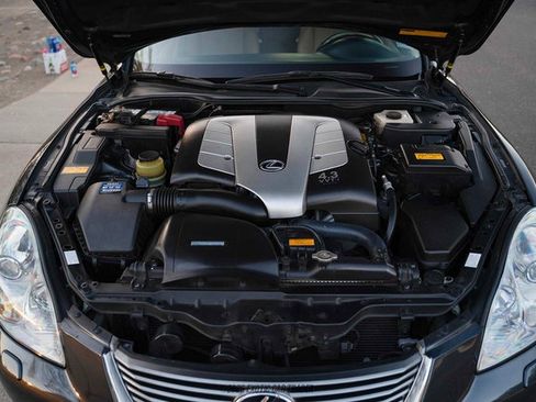 Used 2008 Lexus SC 430 Convertible RWD image 26