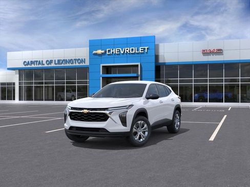 New 2026 Chevrolet Trax LS image 8