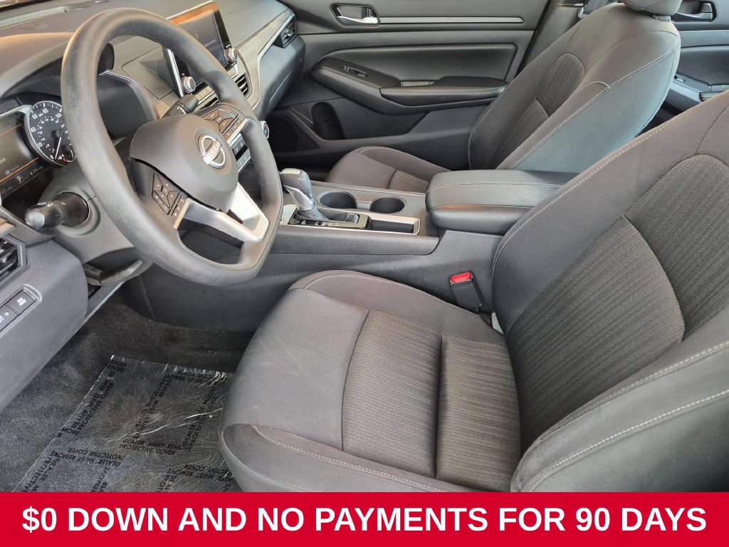 Used 2025 Nissan Altima 2.5 SV FWD image 23