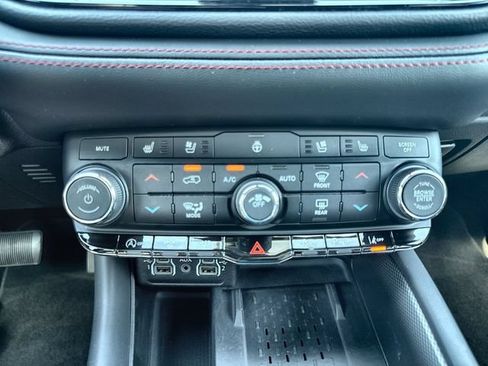 Used 2026 Dodge Durango GT AWD/4WD image 19