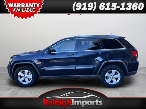 Used 2011 Jeep Grand Cherokee Laredo AWD/4WD image 1