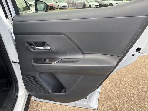 New 2026 Nissan Kicks SR w/ SR Premium Package AWD/4WD image 28
