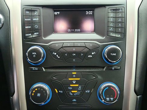 Used 2017 Ford Fusion SE w/ Equipment Group 201A AWD/4WD image 15