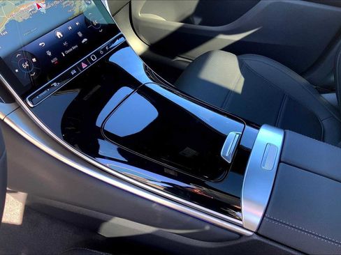 Certified 2026 Mercedes-Benz GLC 300 4MATIC image 7