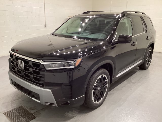 New 2026 Honda Pilot Touring image 3