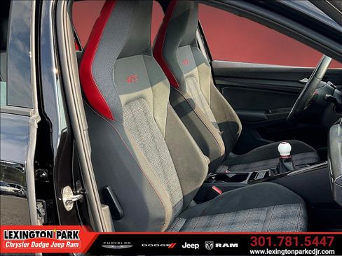 Used 2024 Volkswagen GTI SE FWD image 28