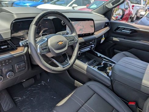 New 2026 Chevrolet Suburban High Country AWD/4WD image 6