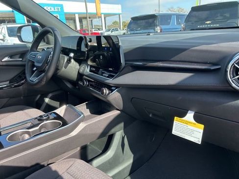 New 2026 Chevrolet Equinox LT w/ Safety and Technology Package image 32