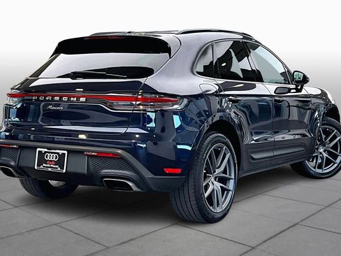 Used 2023 Porsche Macan image 12