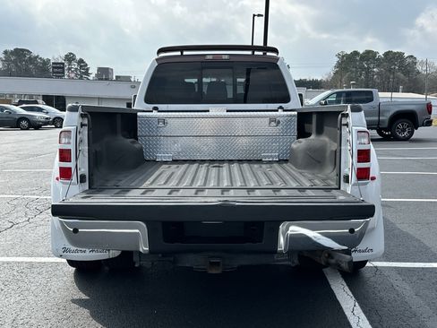 Used 2016 Ford F350 Lariat w/ Lariat Interior Package image 14