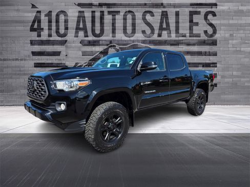 Used 2016 Toyota Tacoma TRD Sport AWD/4WD image 6
