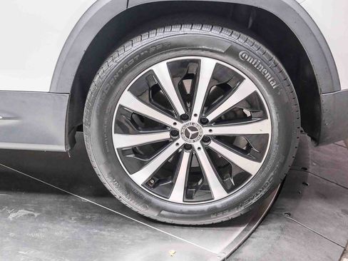 Certified 2022 Mercedes-Benz GLB 250 image 9
