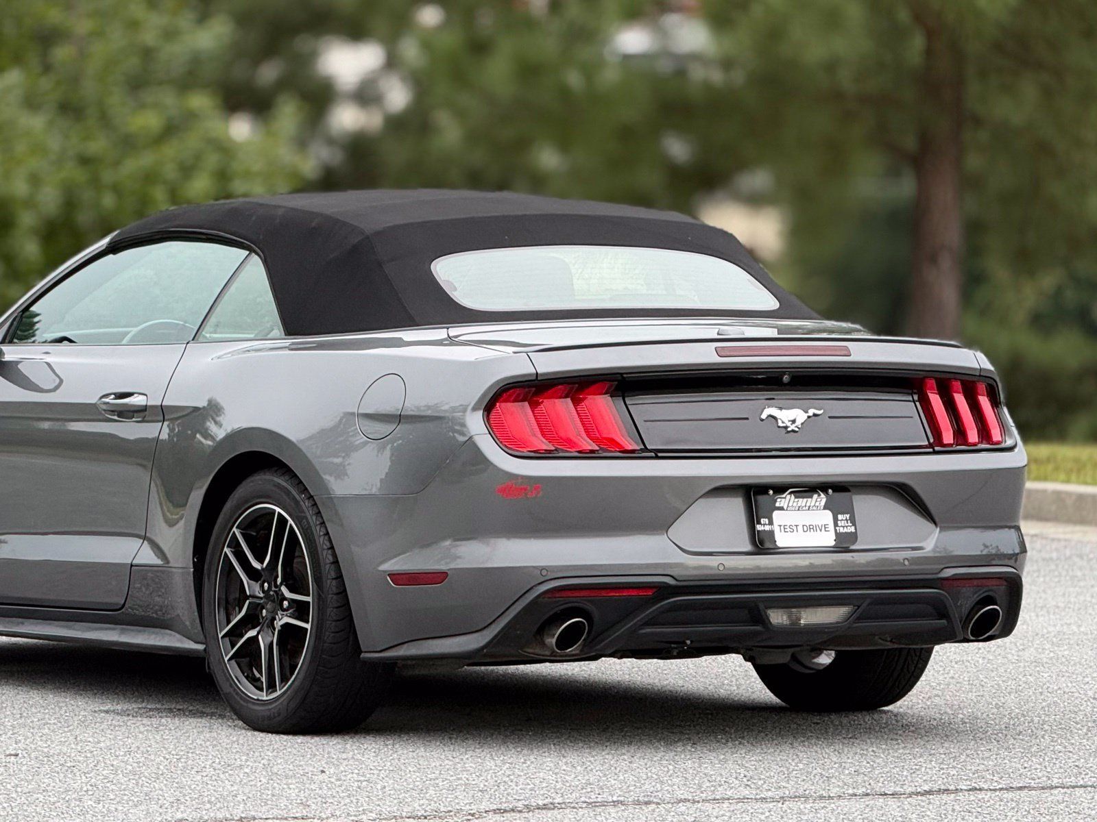Used 2021 Ford Mustang Premium RWD image 44