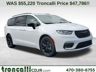 New 2026 Chrysler Pacifica Limited w/ S Appearance Package video 1