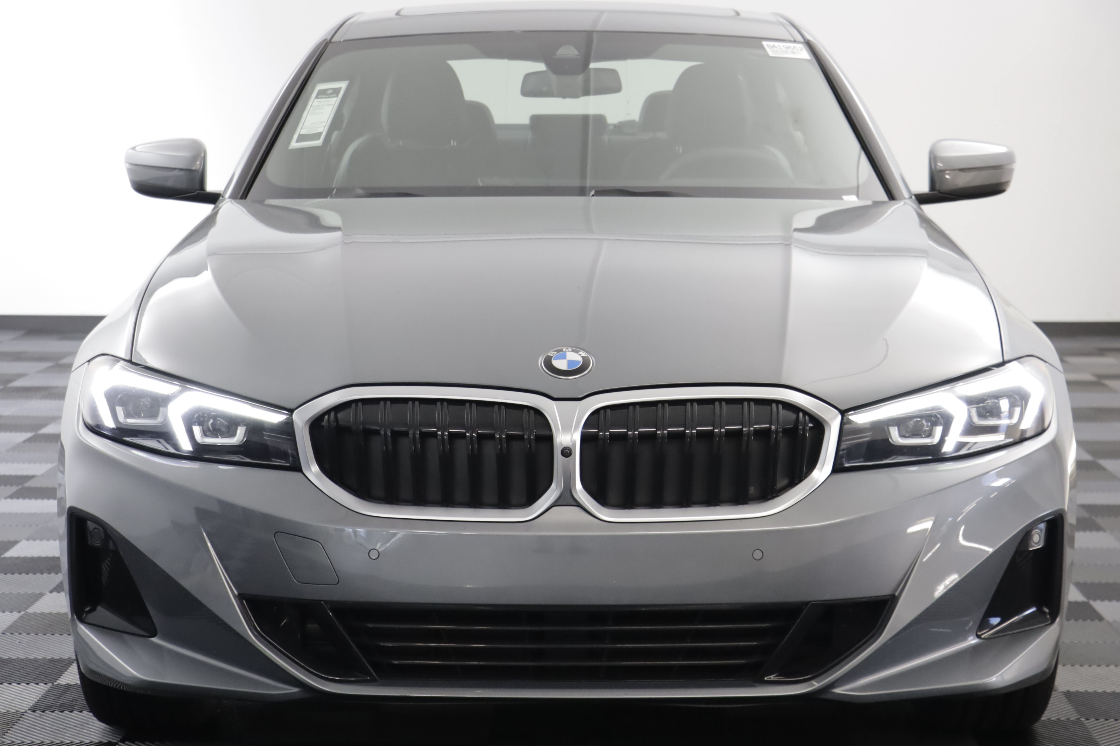 Used 2025 BMW 330i xDrive Sedan AWD/4WD image 21