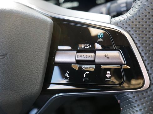 Certified 2024 Nissan Ariya AWD image 29