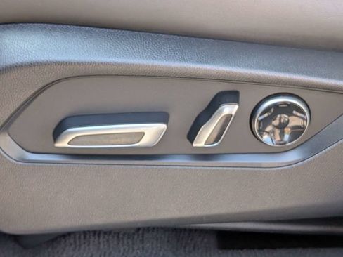 Used 2022 Acura RDX FWD w/ Technology Package image 21