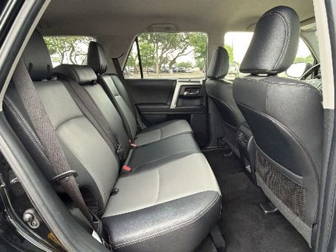 Used 2024 Toyota 4Runner SR5 Premium AWD/4WD image 38