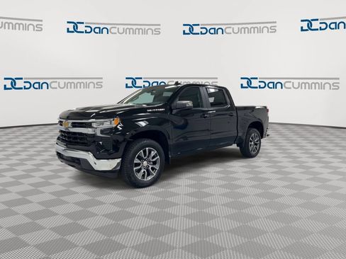 Used 2025 Chevrolet Silverado 1500 LT AWD/4WD image 4