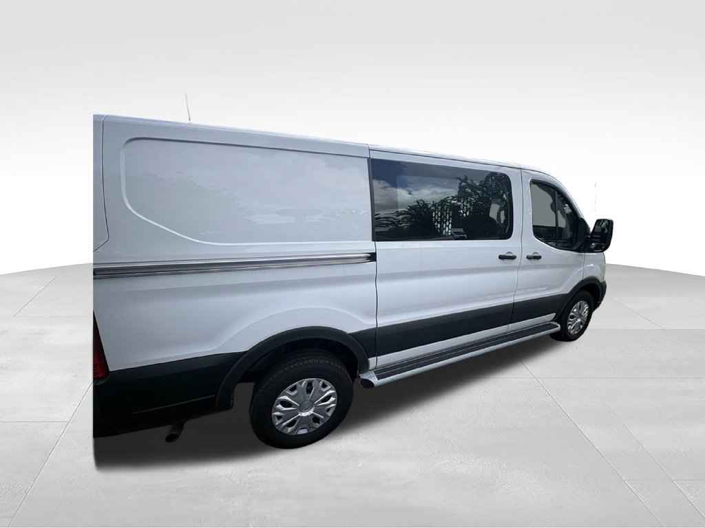 Used 2025 Ford Transit 250 Low Roof w/ Exterior Upgrade Package RWD image 3