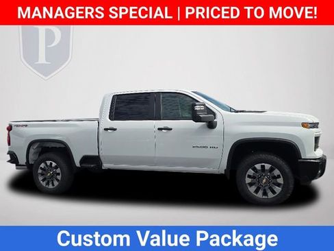New 2025 Chevrolet Silverado 2500 Custom w/ Custom Value Package image 4
