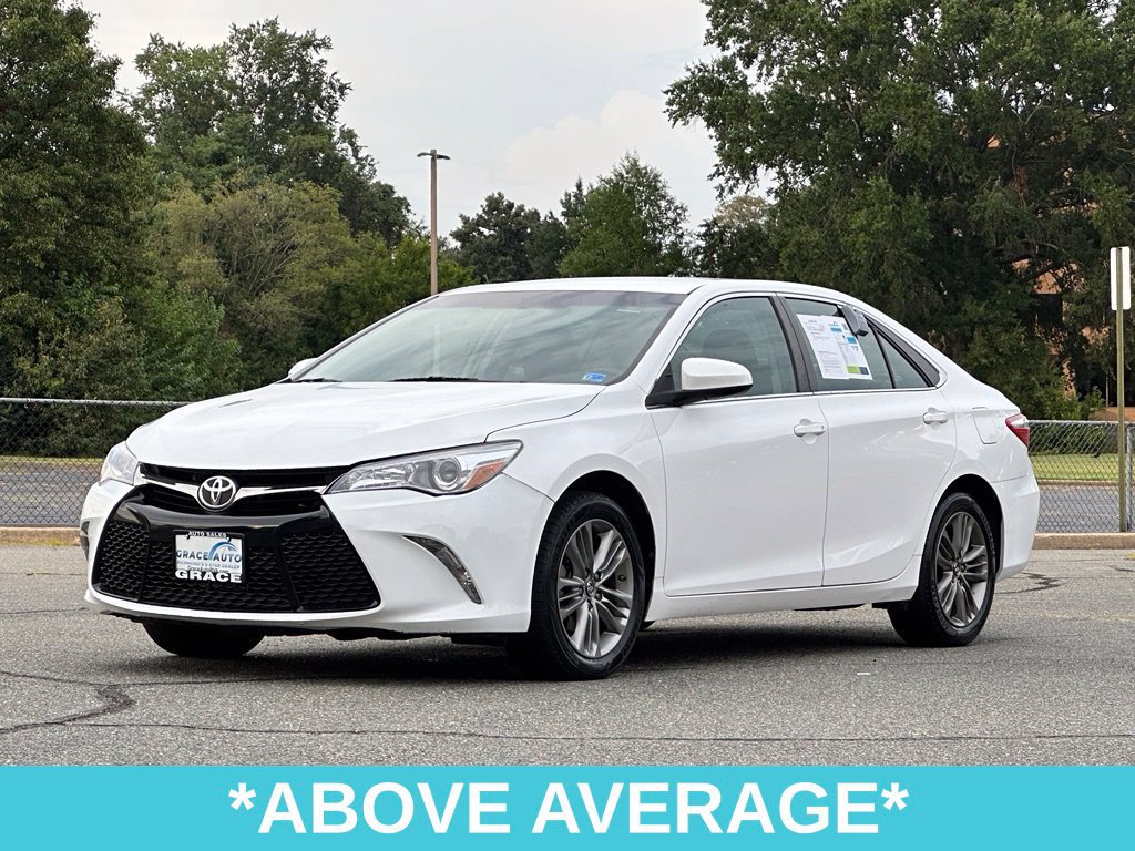 Used 2017 Toyota Camry SE FWD image 3
