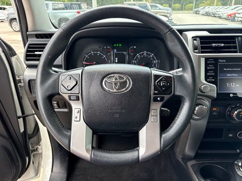 Used 2021 Toyota 4Runner SR5 AWD/4WD image 18