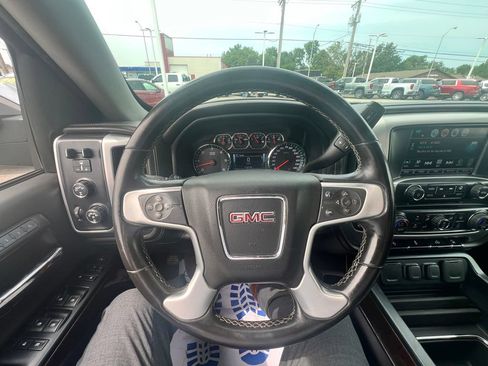 Used 2017 GMC Sierra 1500 SLT w/ SLT Premium Package AWD/4WD image 20