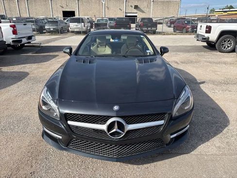 Used 2013 Mercedes-Benz SL 550 image 7