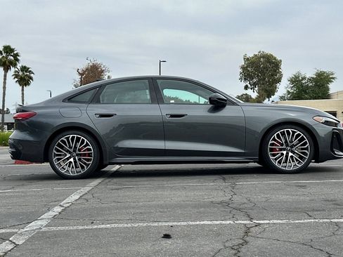 Used 2025 Audi S5 Premium Plus AWD/4WD image 3