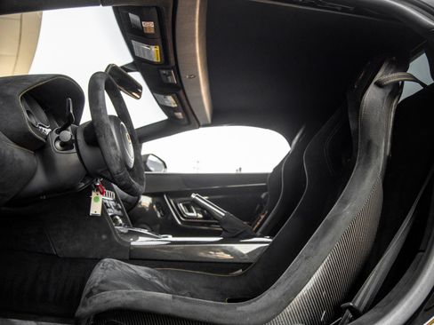 Used 2012 Lamborghini Gallardo LP 570-4 Performante AWD/4WD image 31