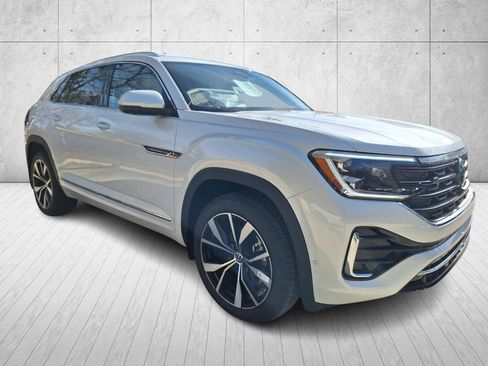 New 2026 Volkswagen Atlas Cross Sport SEL Premium R-Line image 7