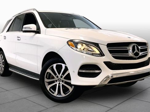 Used 2018 Mercedes-Benz GLE 350 4MATIC image 2