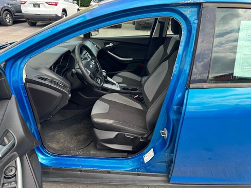 Used 2012 Ford Focus SE FWD image 12