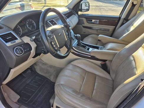 Used 2011 Land Rover Range Rover Sport HSE LUX image 12