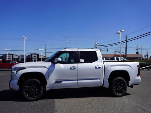 New 2026 Toyota Tundra Platinum image 6