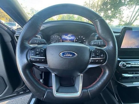 Certified 2023 Ford Explorer ST-Line w/ Class IV Trailer Tow Package AWD/4WD image 19
