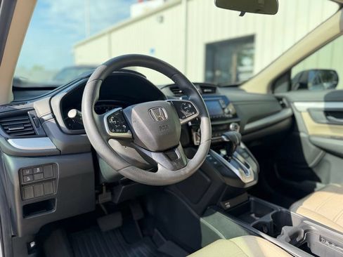 Used 2020 Honda CR-V LX image 14