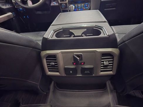 Used 2019 Ford F150 Lariat w/ Equipment Group 502A Luxury AWD/4WD image 41