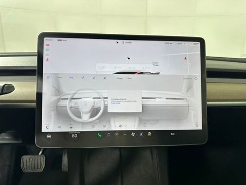 Used 2023 Tesla Model 3 Standard Range image 23